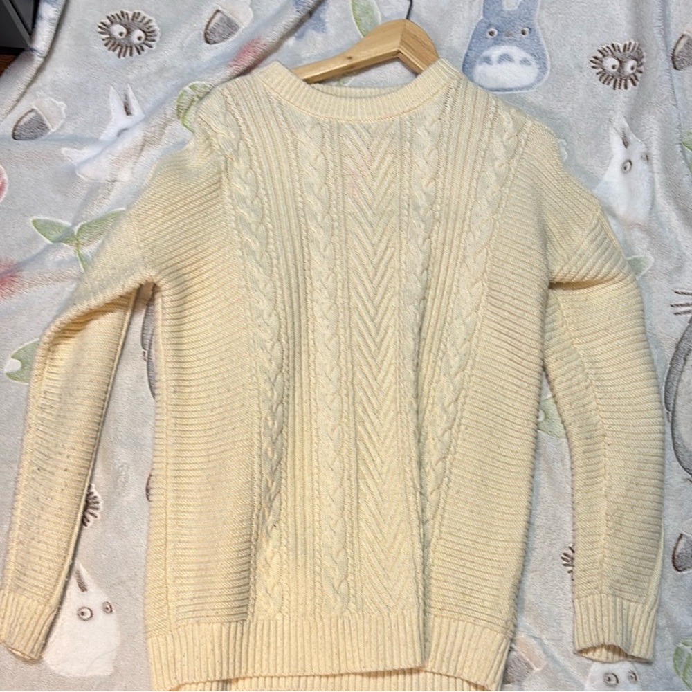 Uniqlo Cream Cowl Neck Cable Knit Sweater